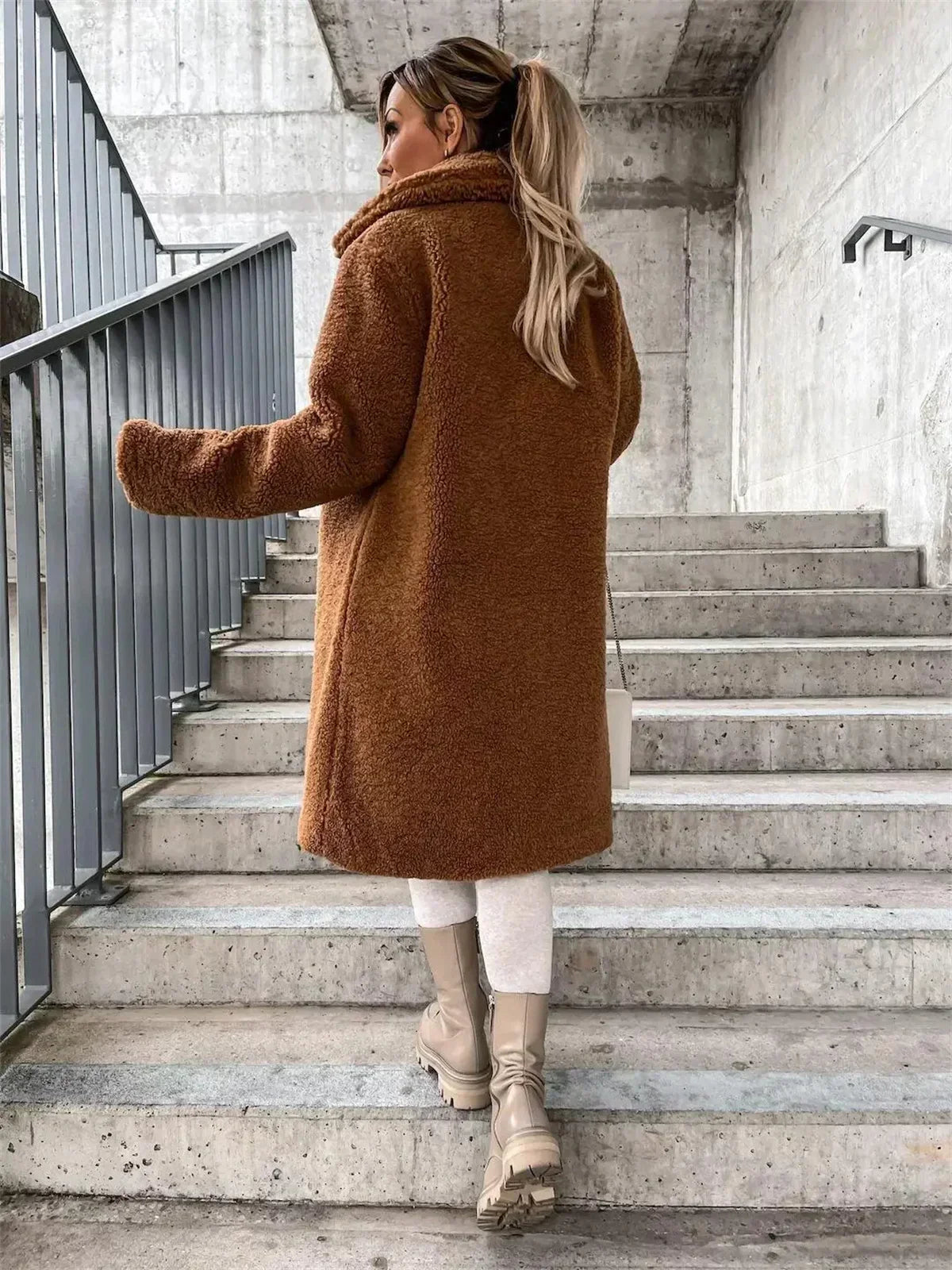 Jessica Luxurious Teddy Coat for Stylish Warmth and Comfort