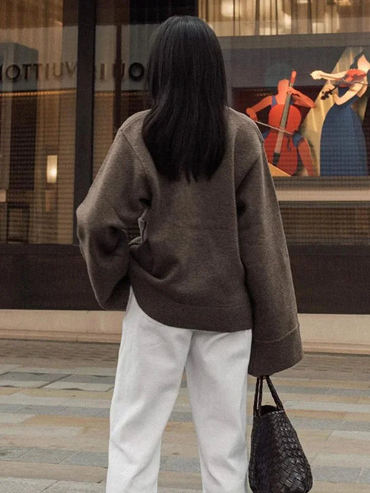 Zoe™ | Chic and Elegant V-Neck Cardigan for a Stylish Look