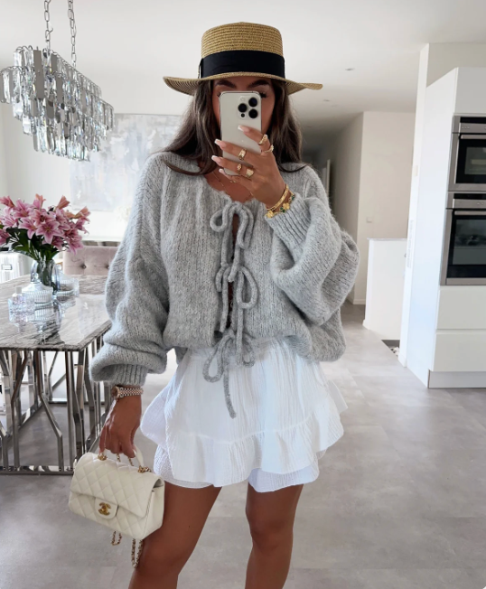 Eva | Elegant Knit Cardigan with Bow