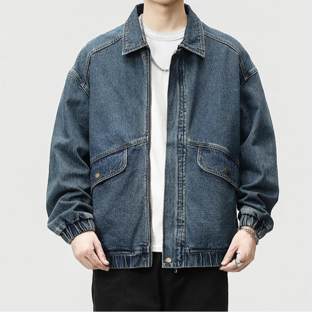 Elegant denim jacket for a trendy urban look