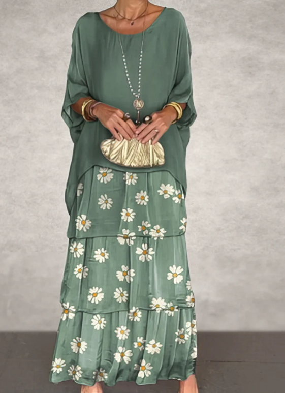 Caroline: Timeless, Elegant Flowing Maxi Dress