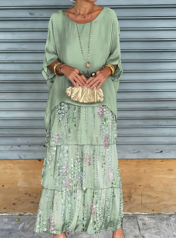 Caroline: Timeless, Elegant Flowing Maxi Dress