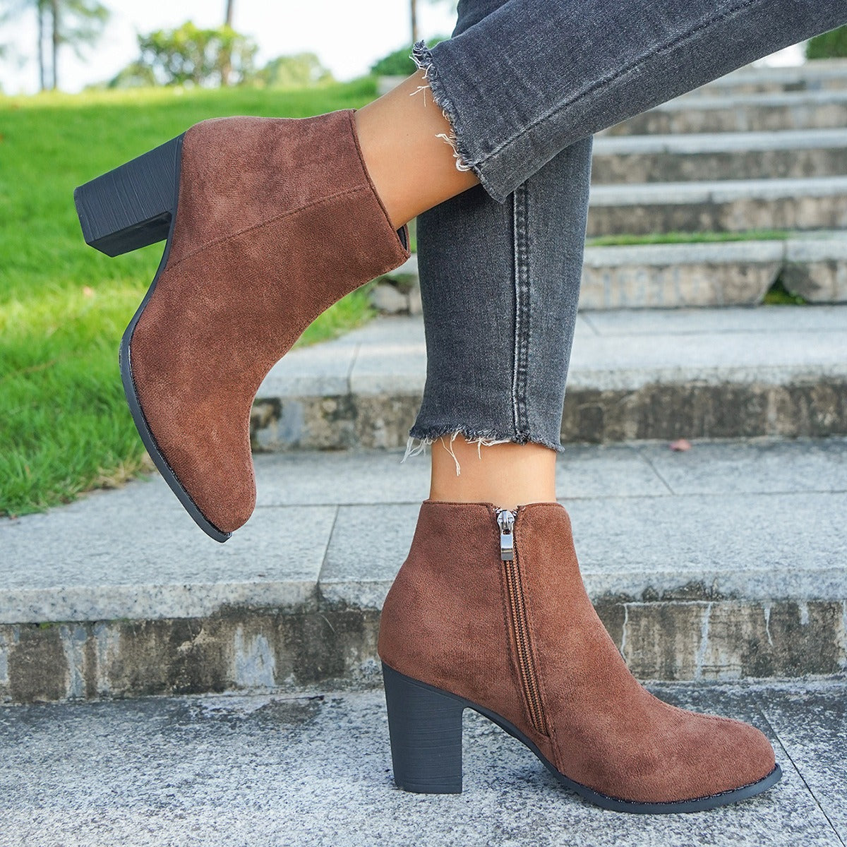 Women's Suede Ankle Boots – Elegant and Comfortable