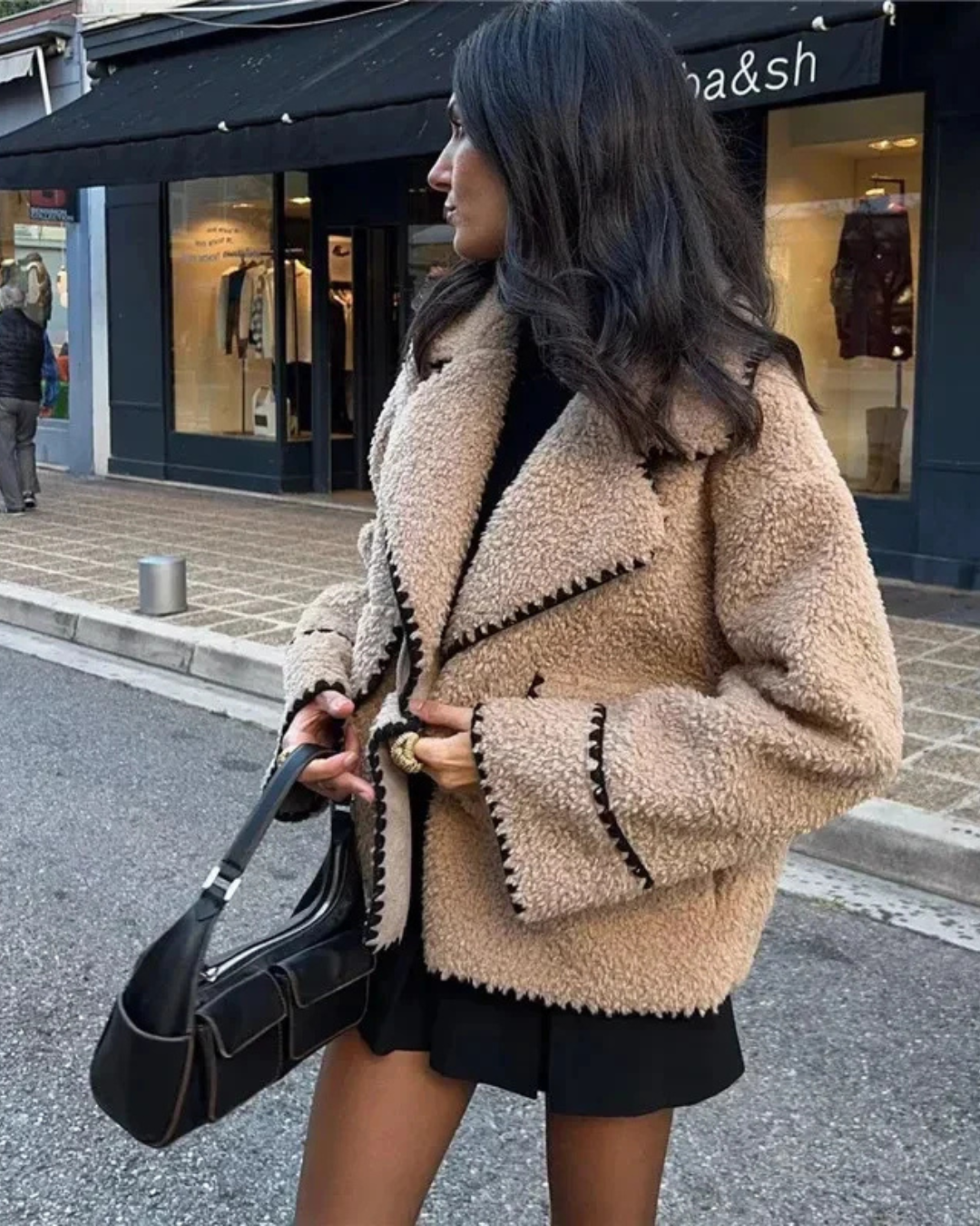 Savannah | Elegant Teddy Jacket for a Sophisticated Style