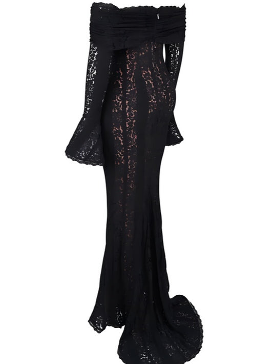 Elegant Lace Off-Shoulder Maxi Dress for Chic Occasions