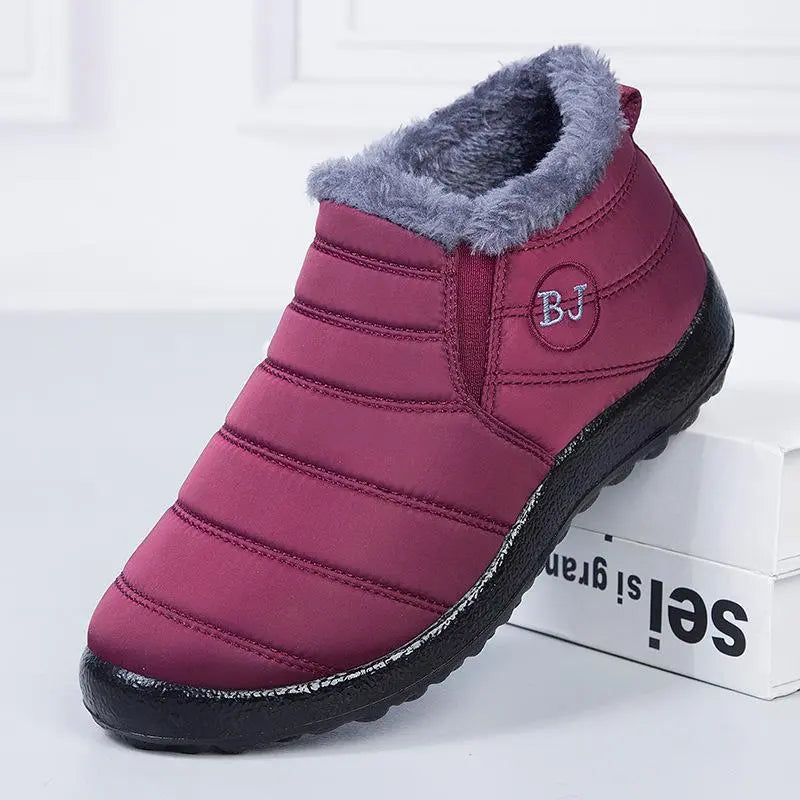 Waterproof winter boots for women – cozy design and anti-slip protection