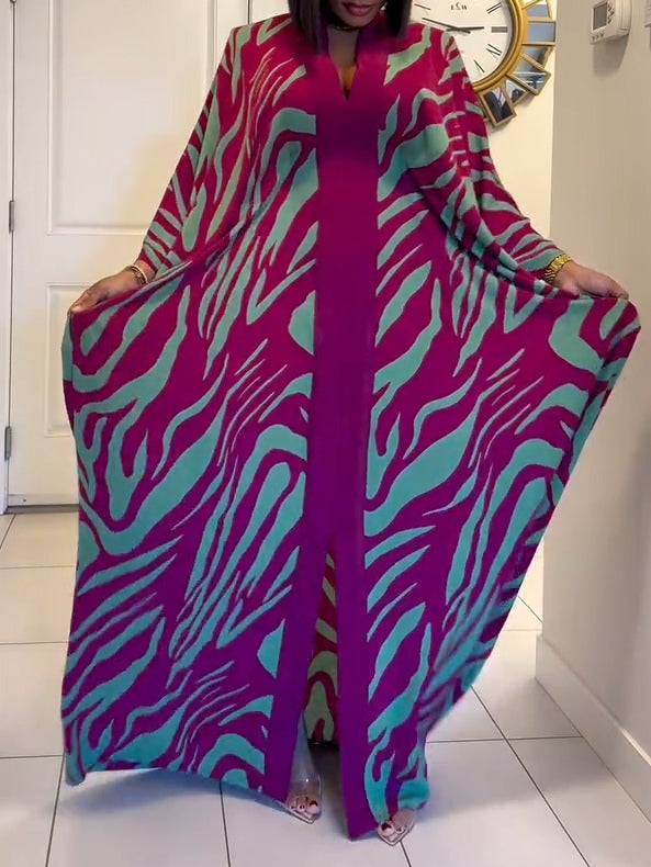 Maxi Discounted Dress with Zebra Print, V-Neck, and Wide Sleeves