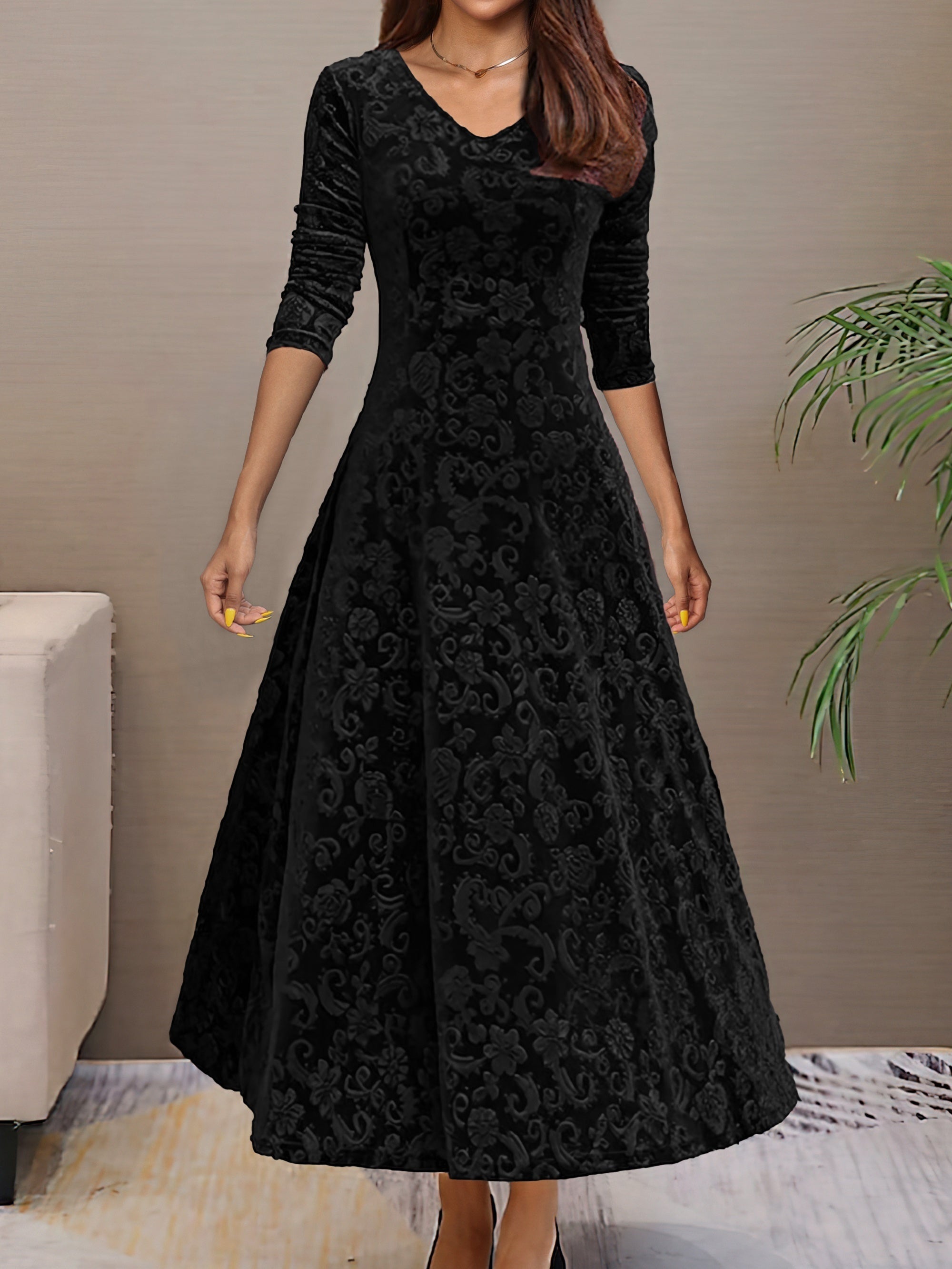 Denise Velvet Elegance Dress