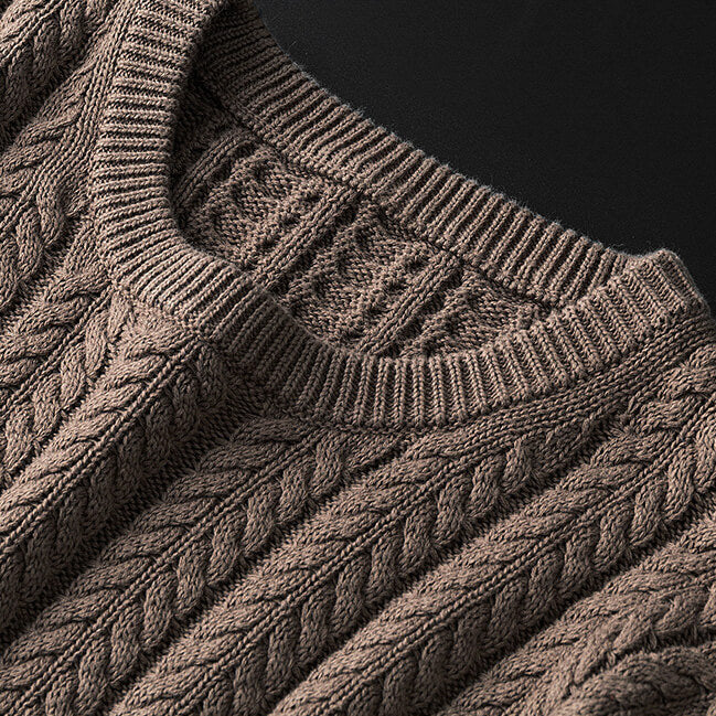 Matteo Legacy boucle wool sweater for an elegant and comfortable look