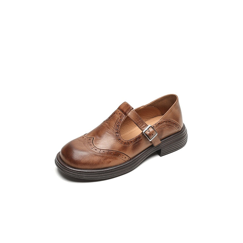 Elegant leather Mary Jane shoes for women