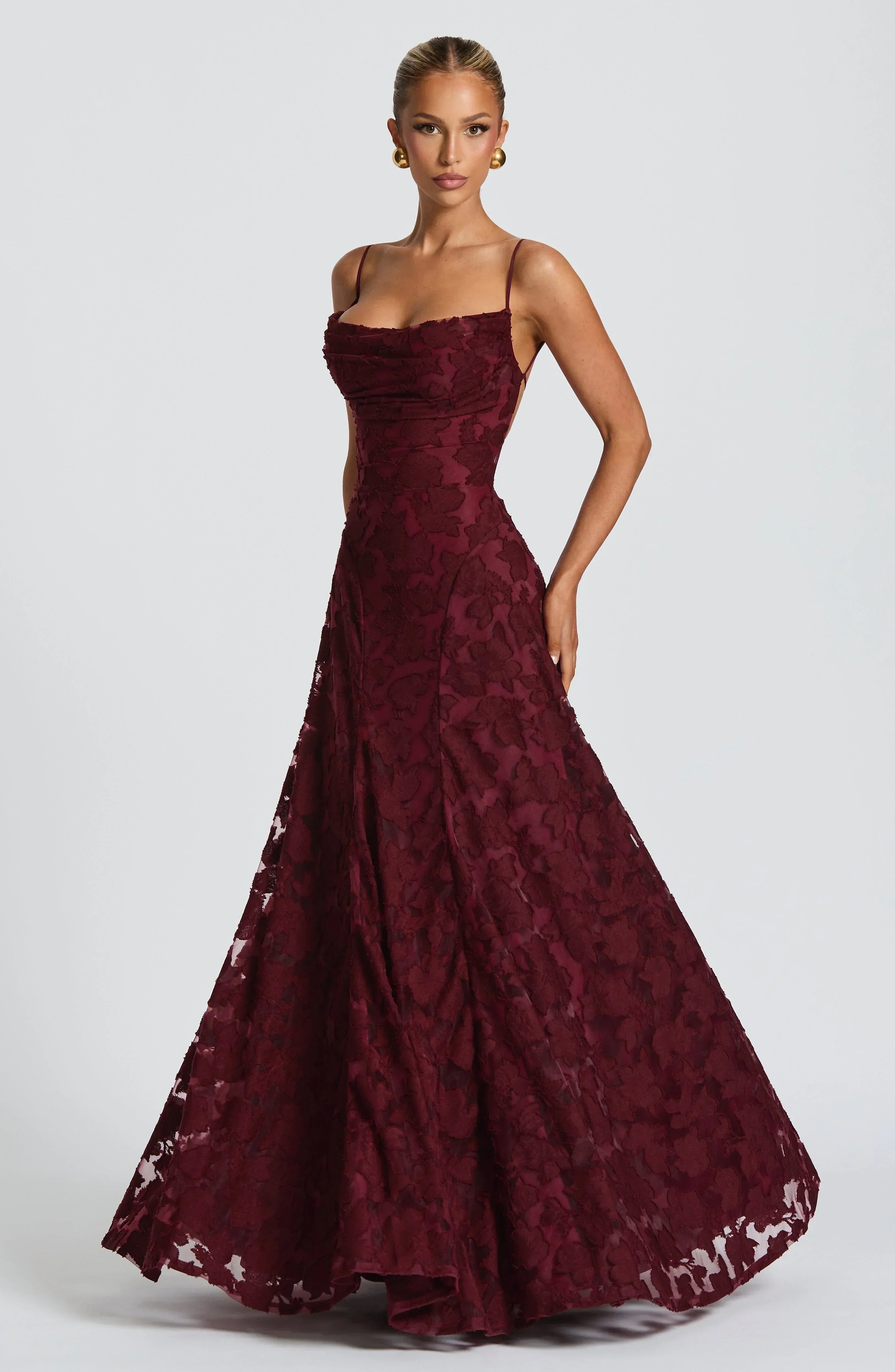Elegant Lace Corset Long Dress – Timeless Glamour in a Flattering Silhouette