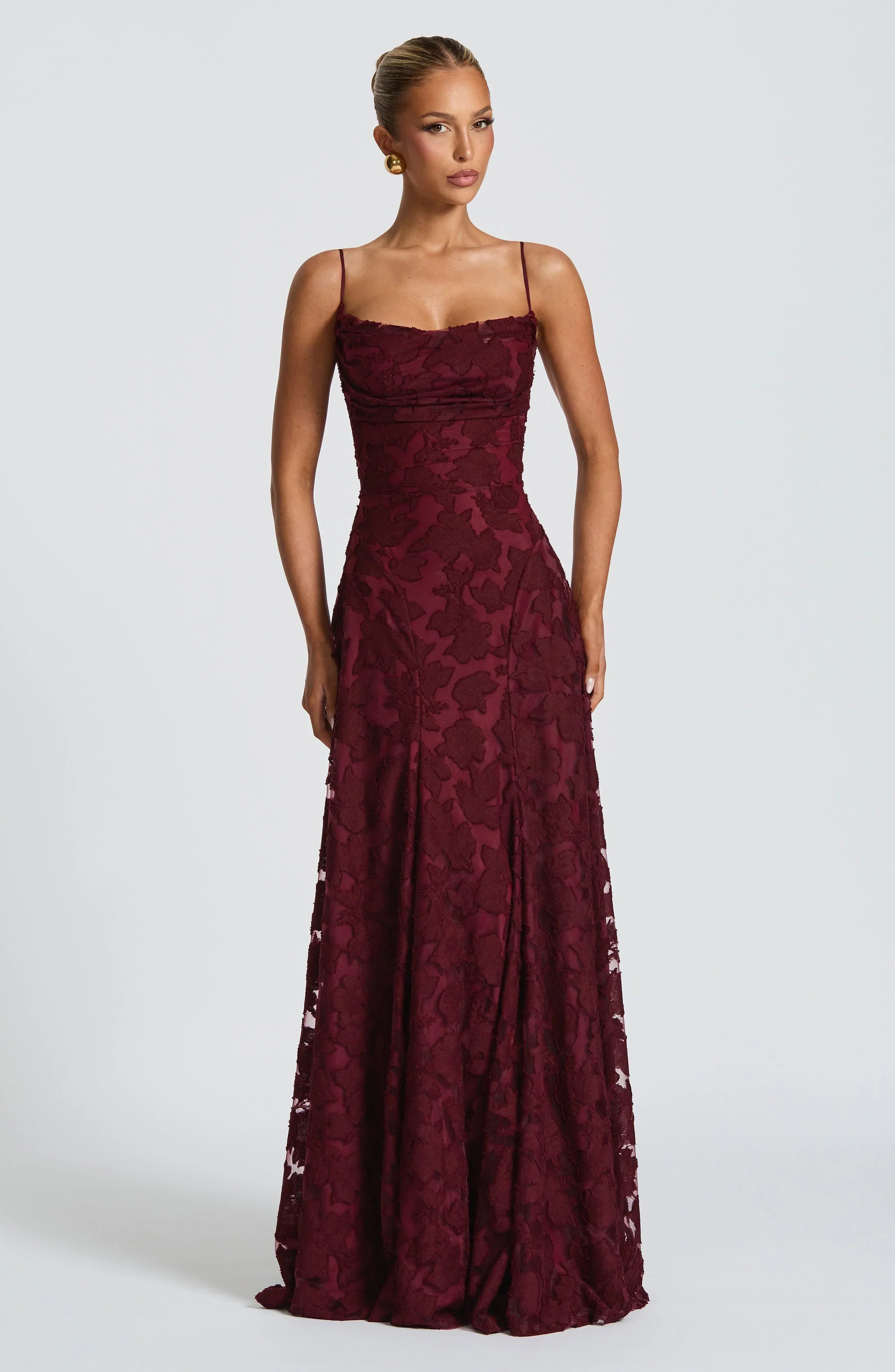 Elegant Lace Corset Long Dress – Timeless Glamour in a Flattering Silhouette