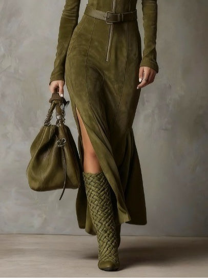 Long Vintage Green Dress with Zipper Belt—Timeless Elegance and Chic Style