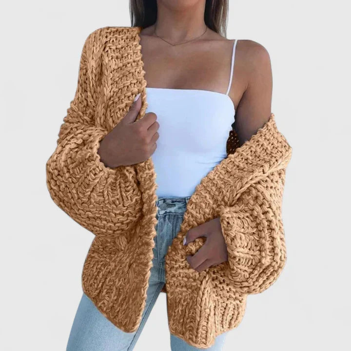 Yvanderliah | The Ultimate Comfortable and Stylish Cardigan