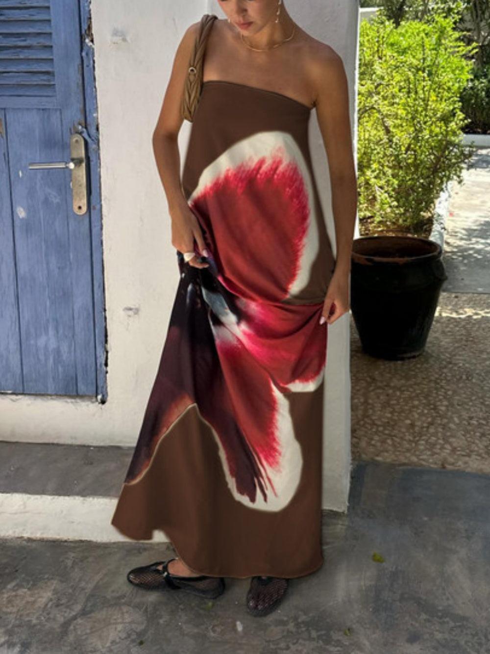 Printed high-neck tube dress with open back and elegant high waist