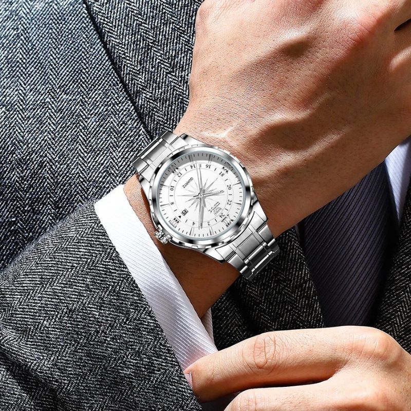 Elegant and Multifunctional Chronograph Watch