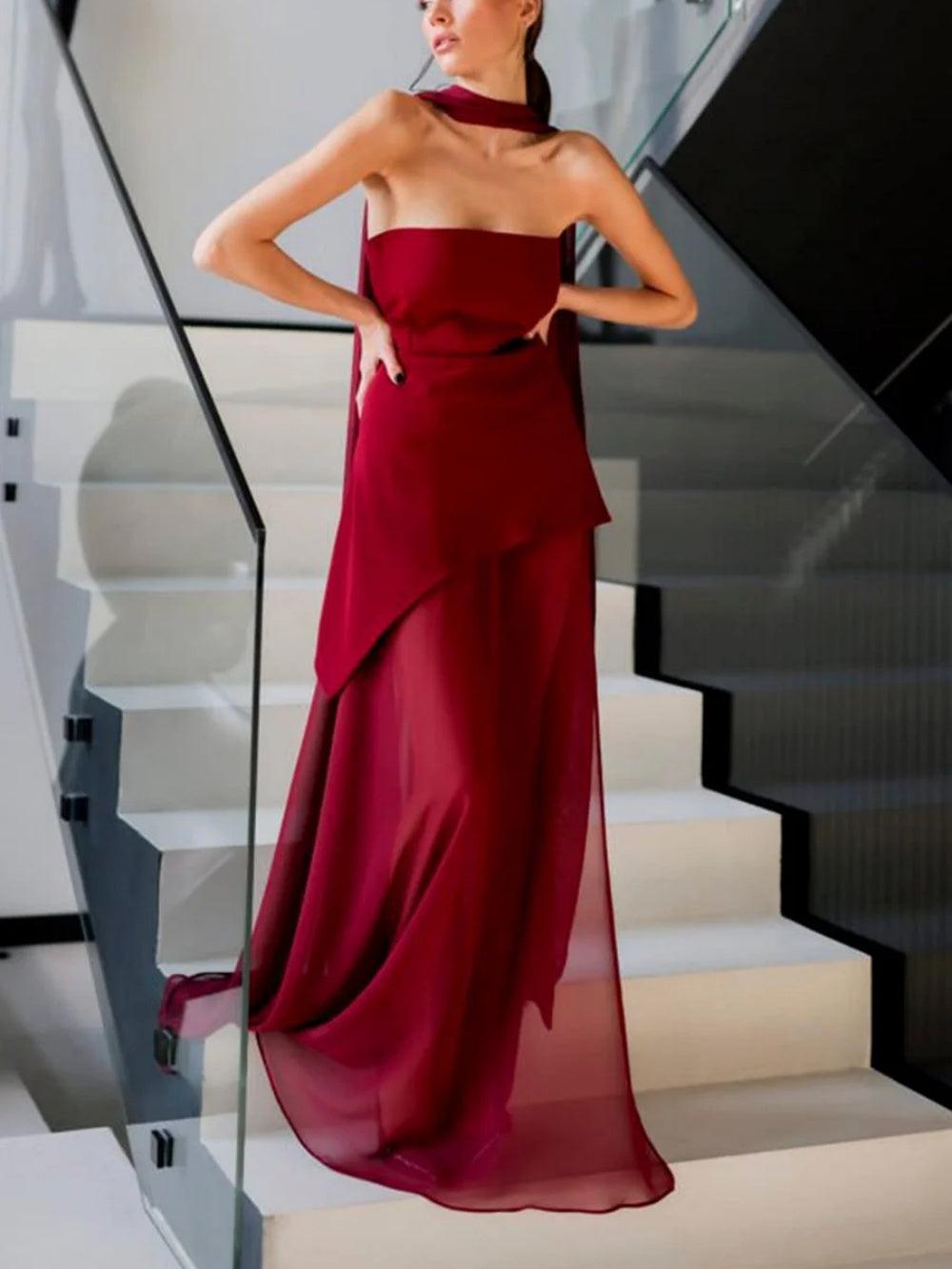 Elegant strapless one-shoulder sleeveless dress for a chic and sophisticated look
