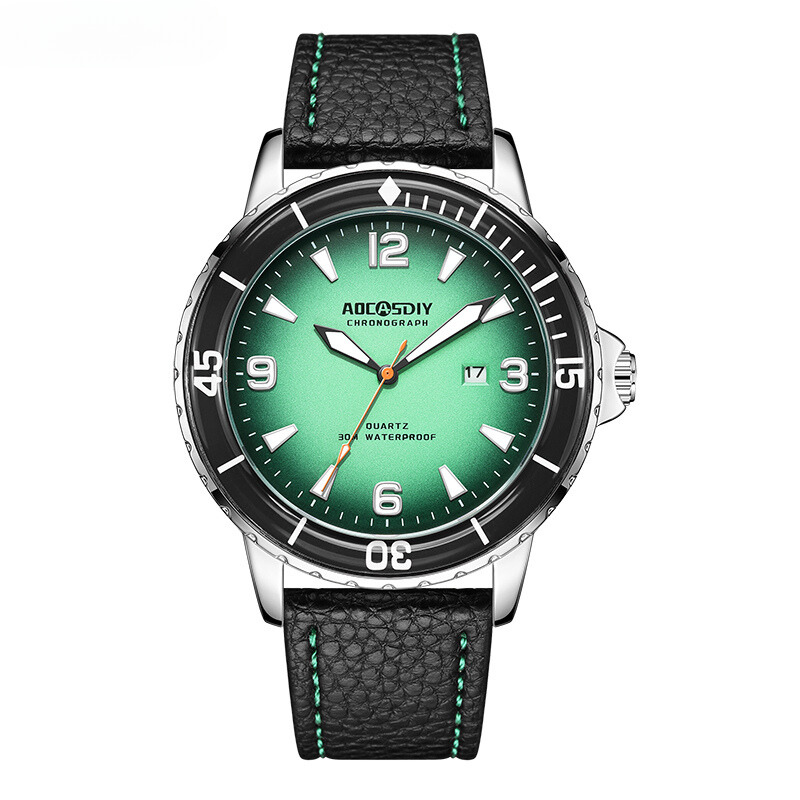 Casual watch with an elegant leather strap