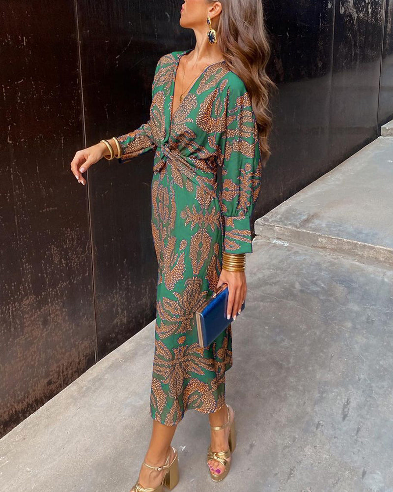 Lara - Timeless, Elegant Dress