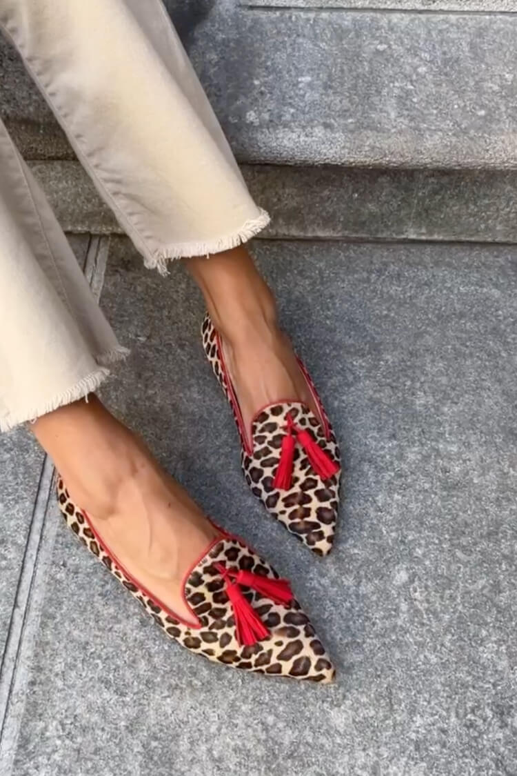 Pointed-toe Loafers with Fringe Detail