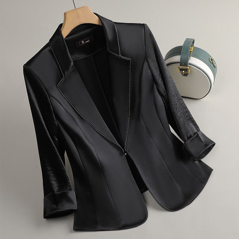 Serena Satin Blazer Elegant for a Sophisticated Look