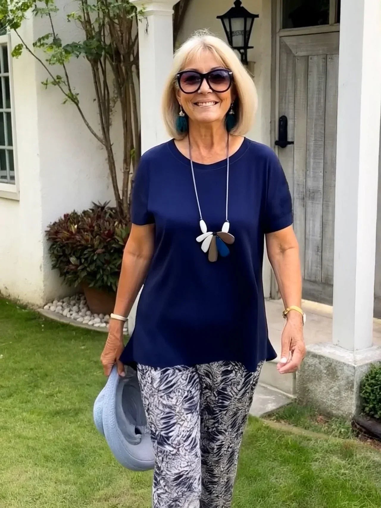 Coastal Elegance Set for a Refined Style