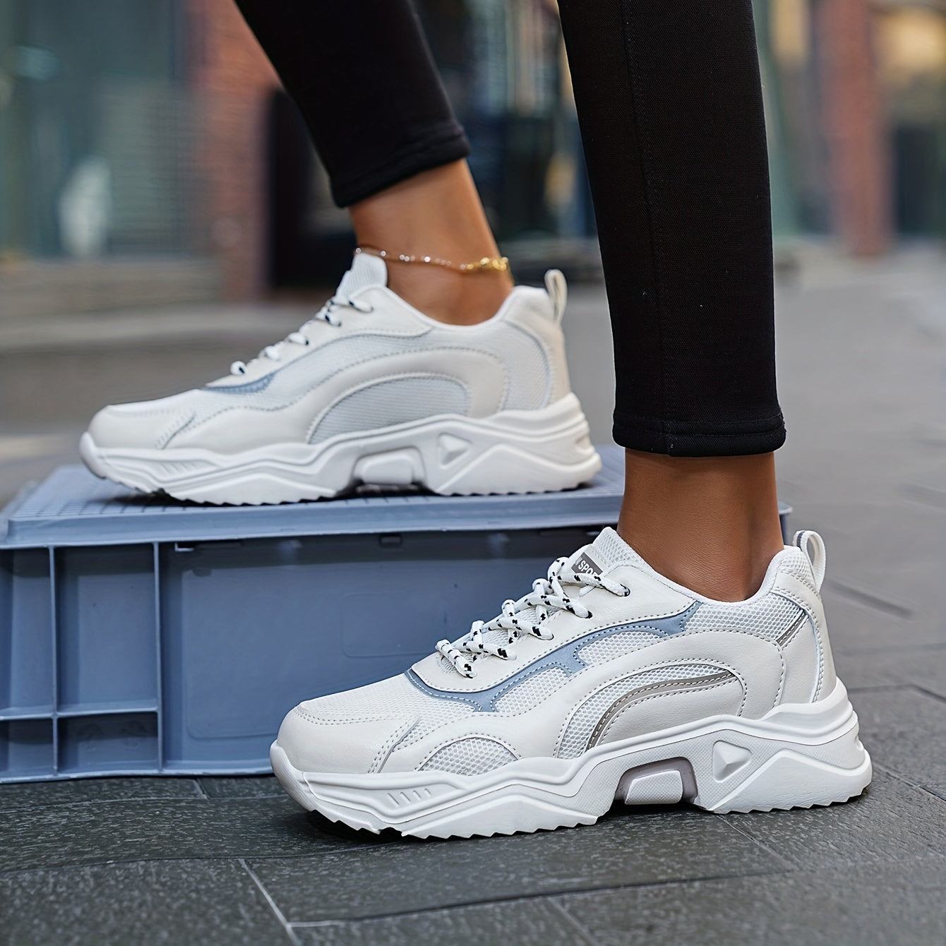 Thalia – Trendy Platform Sneakers with a Bold, Chunky Sole