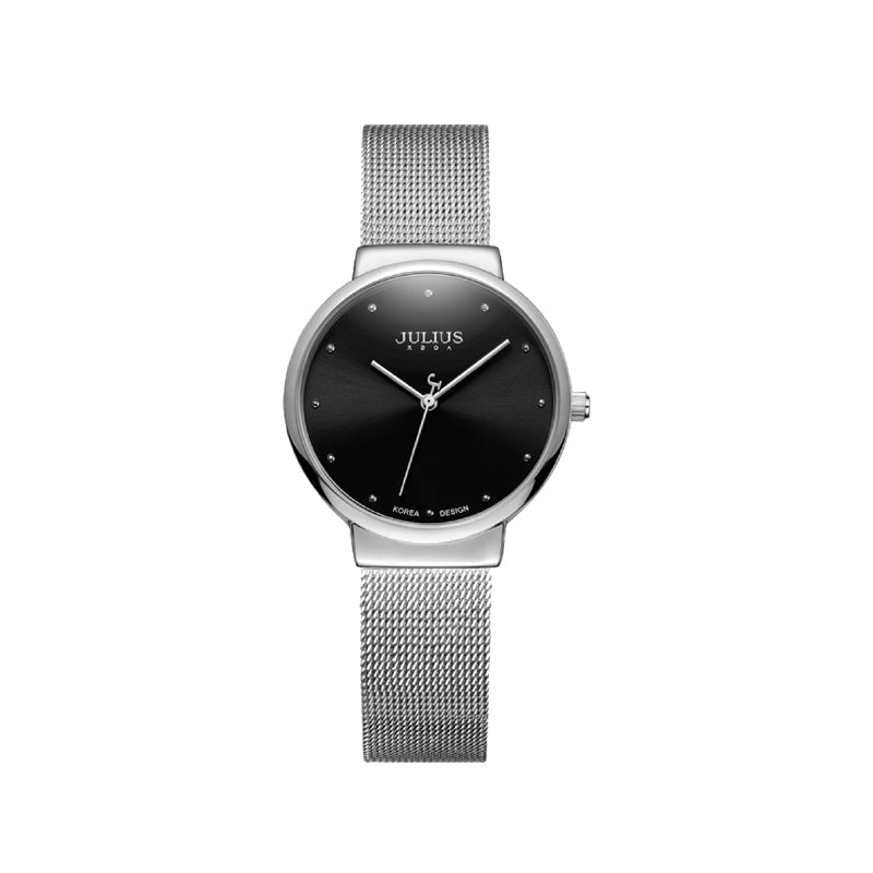 Ultra-Fine Quartz Watch with Elegant Mesh