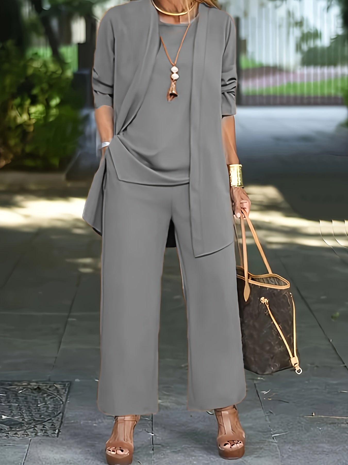 Layla™ - Elegant Three-Piece Chic Set