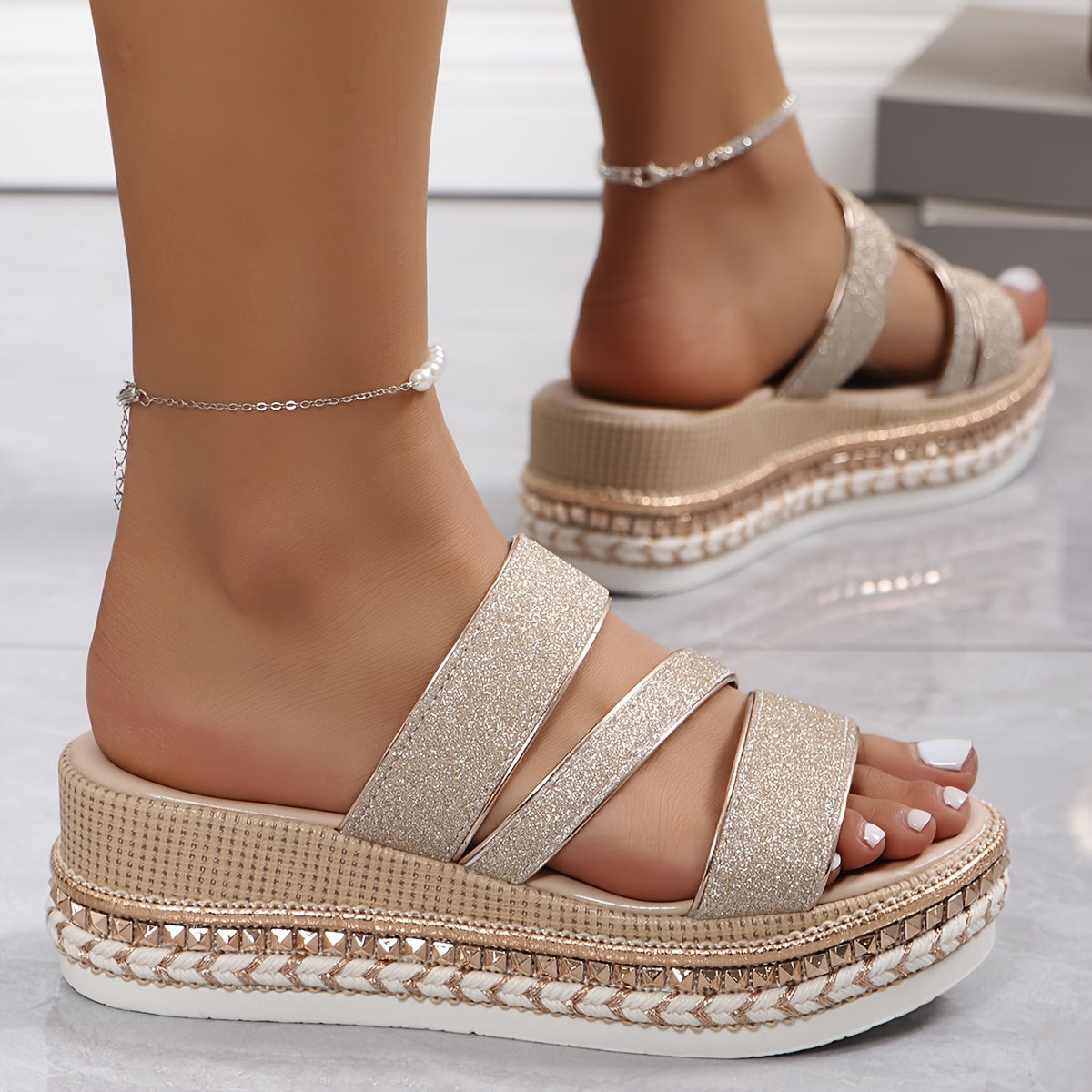 LINDY - Comfortable Spring Sandals for an Elegant Style