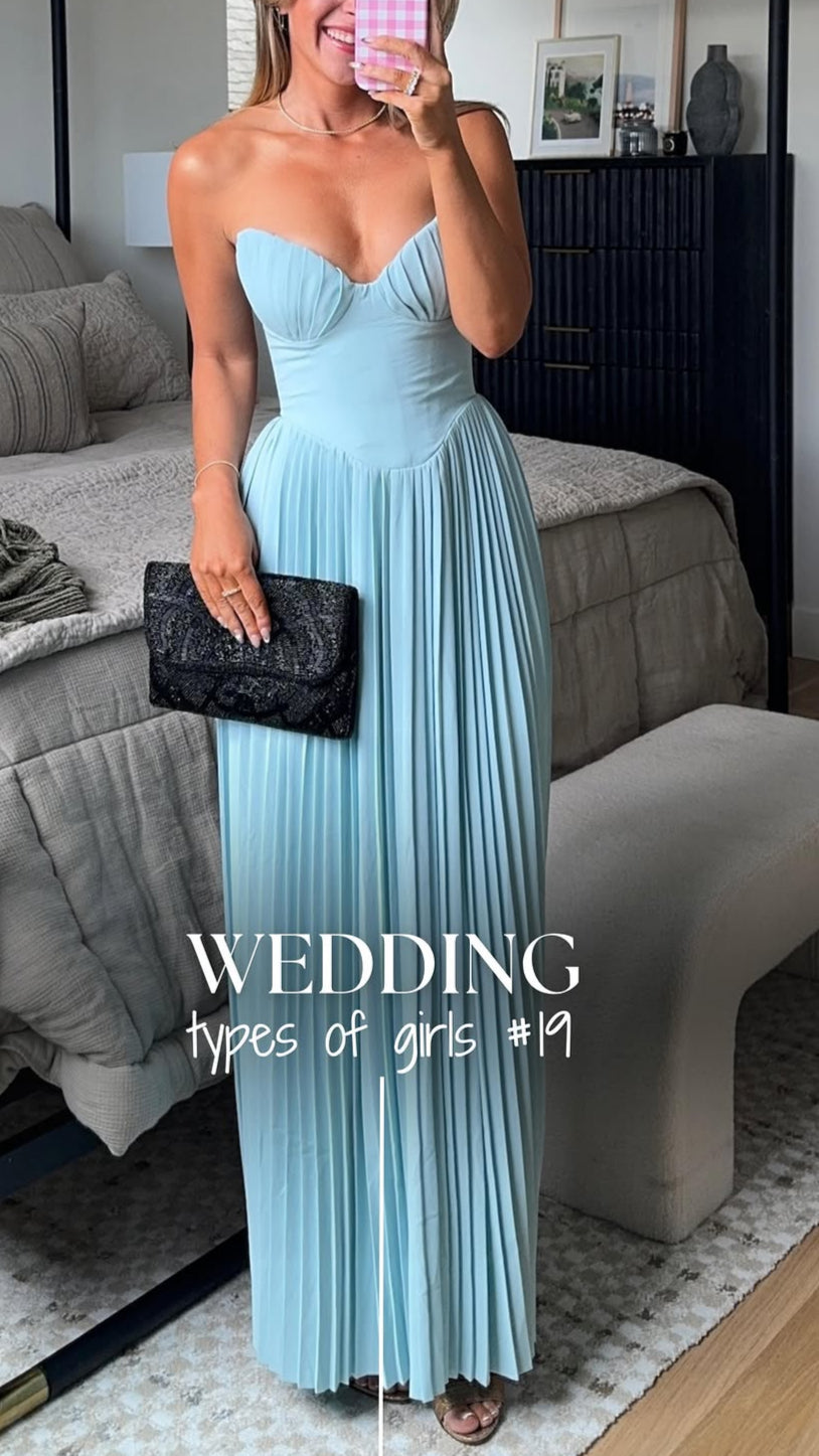 Maxie Pleated Dress with Tube Top for an Elegant and Trendy Look