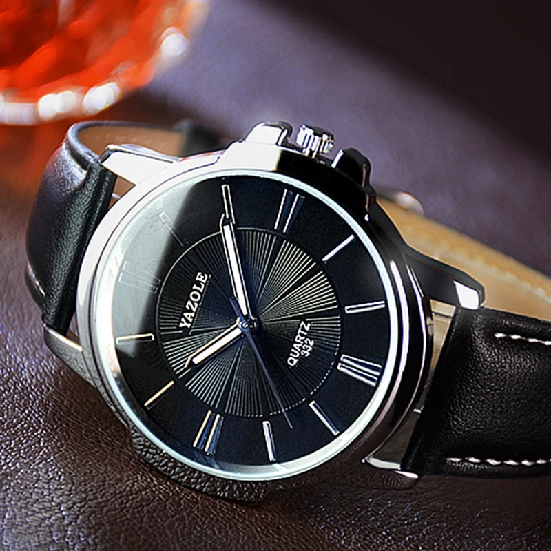 Blue Glass Watch with Leather Strap – Luxury and Elegance for Any Occasion