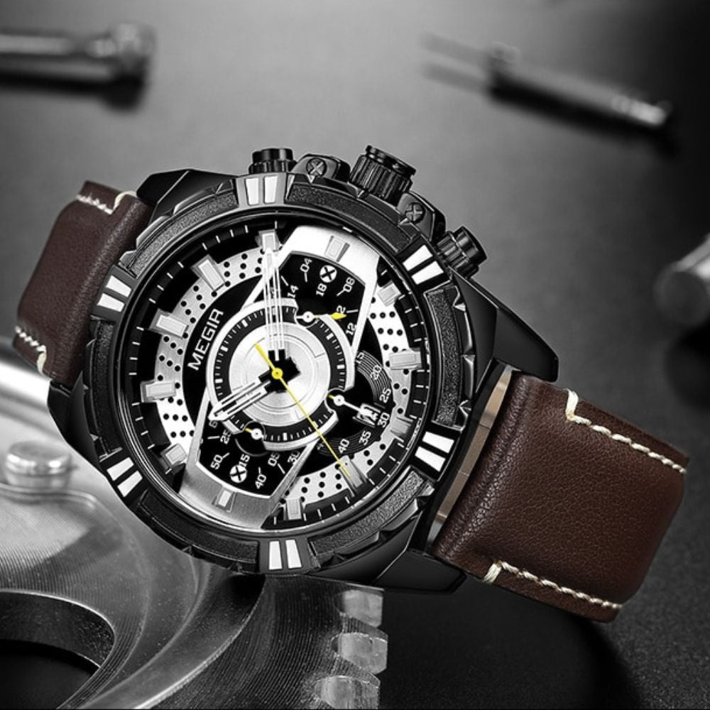Luxury Sport Watch with Quartz Chronograph Leather for Military Spirit