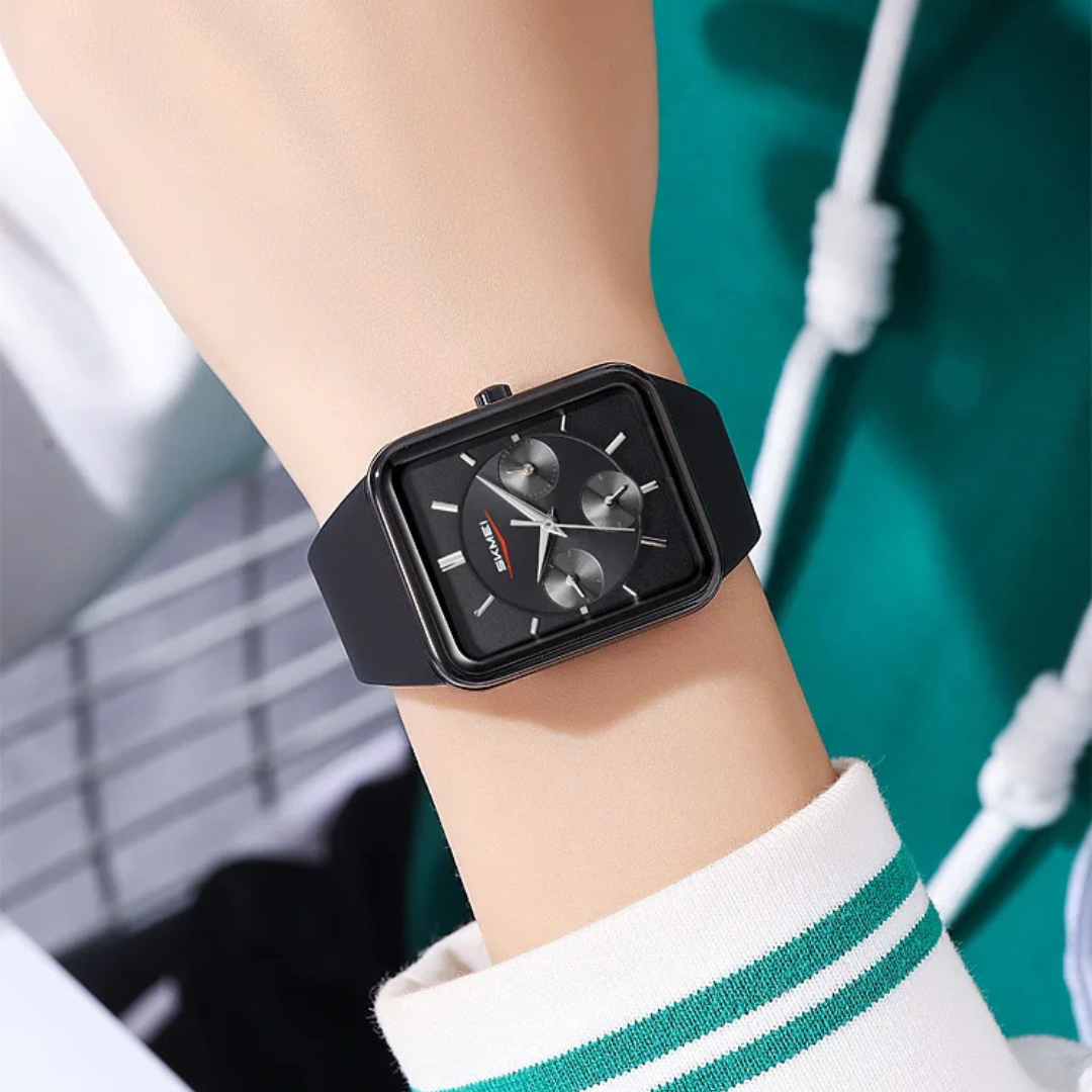 Elegant Quartz Business Watch for a Casual Style