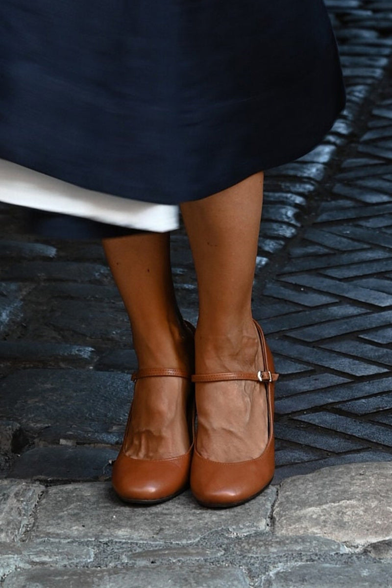 Bravina - Elegant everyday heel design for stylish days