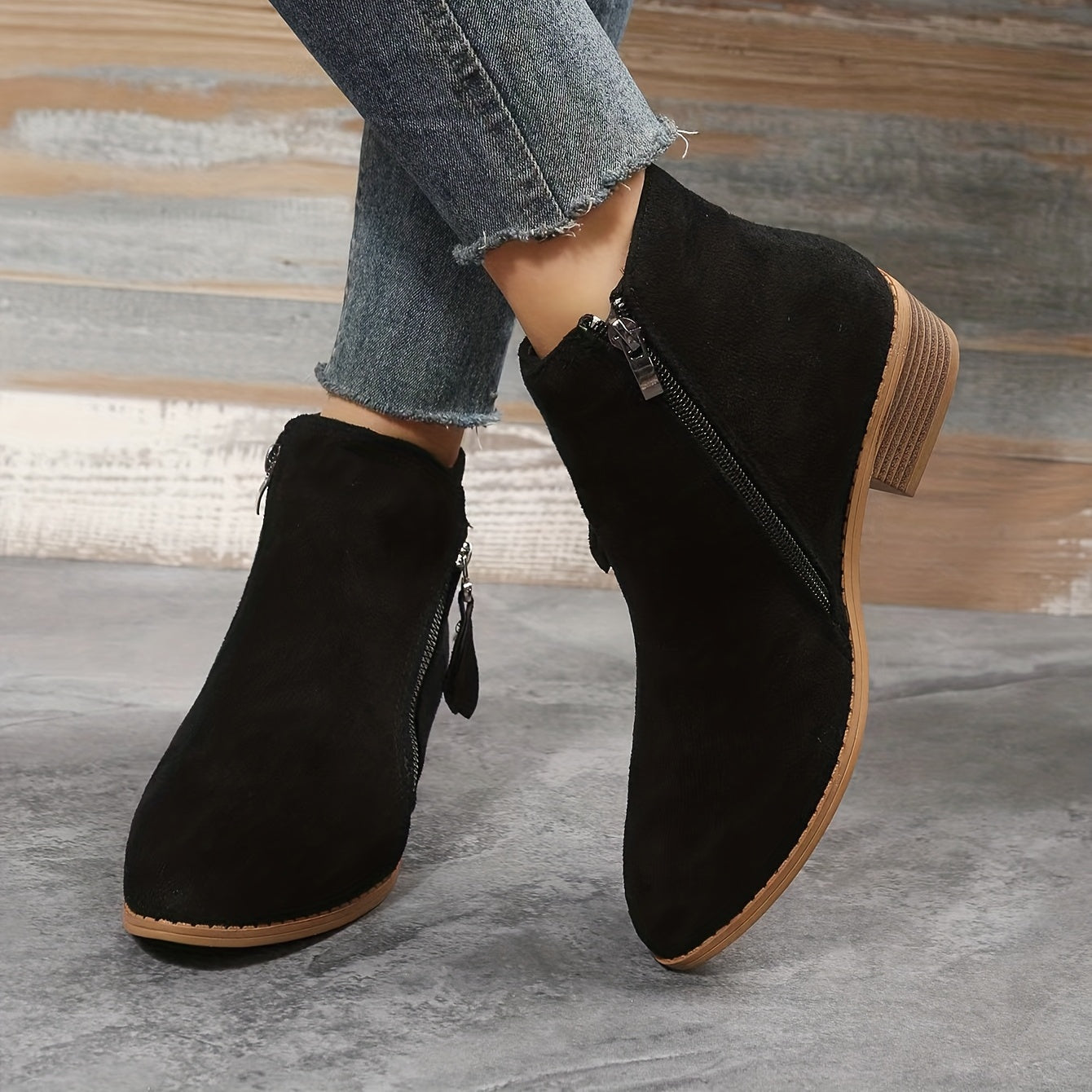 Seren - Sleek pointed-toe ankle boots with heel and convenient zipper