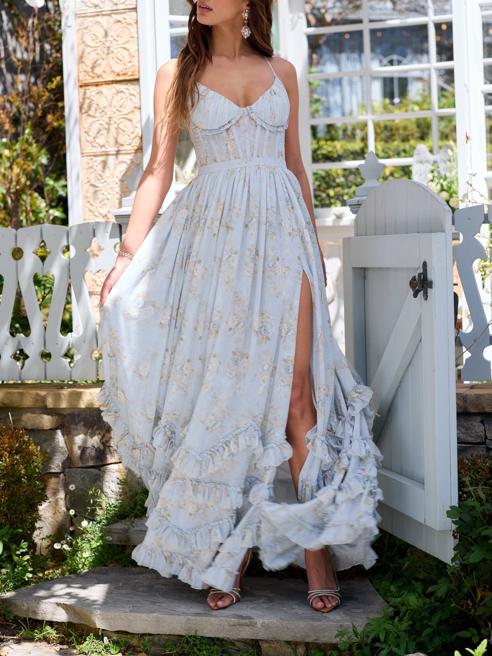 Maxi Flared Dress with Floral Ruffles for an Elegant Style