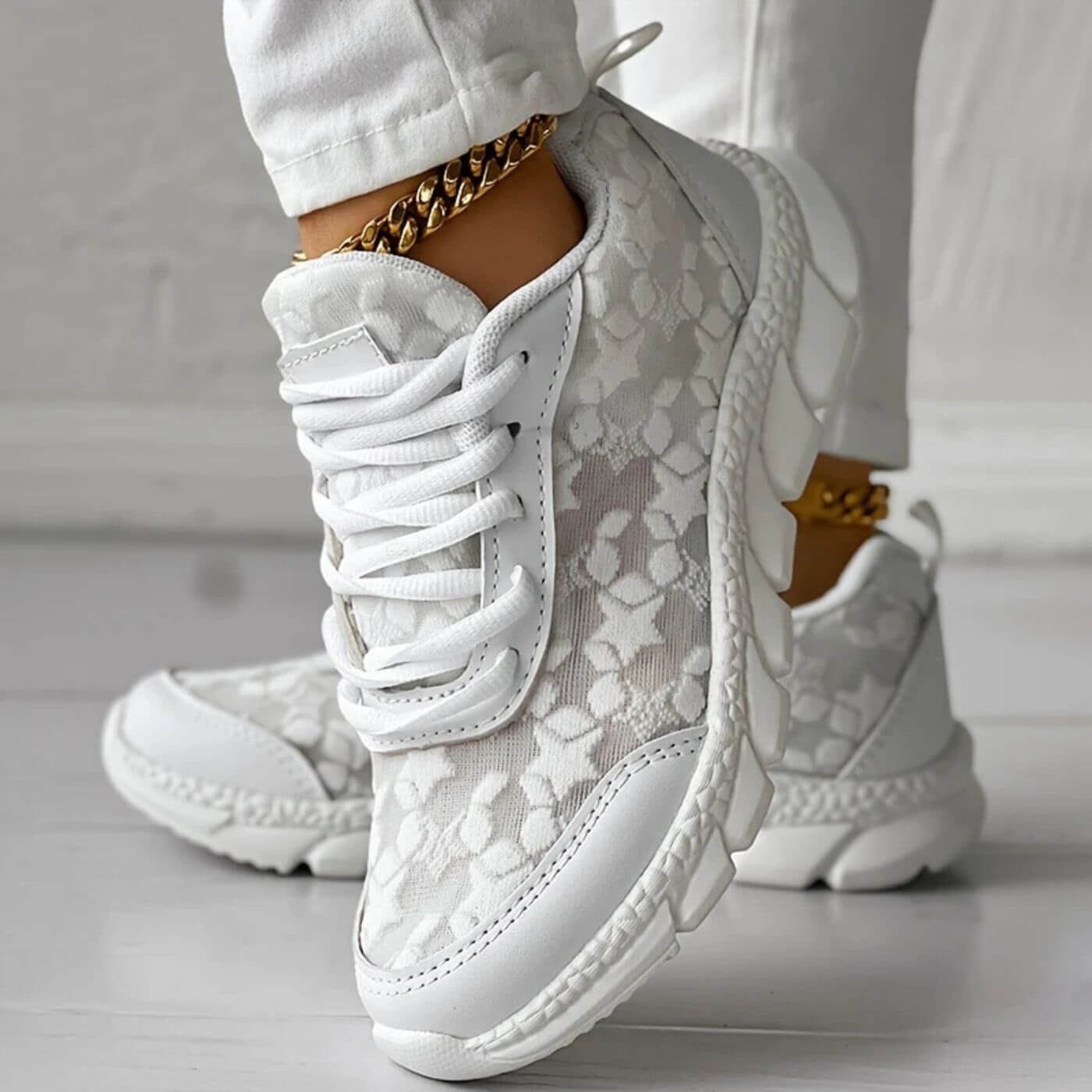 AEVINA – Shoes for comfortable walking with optimal air circulation