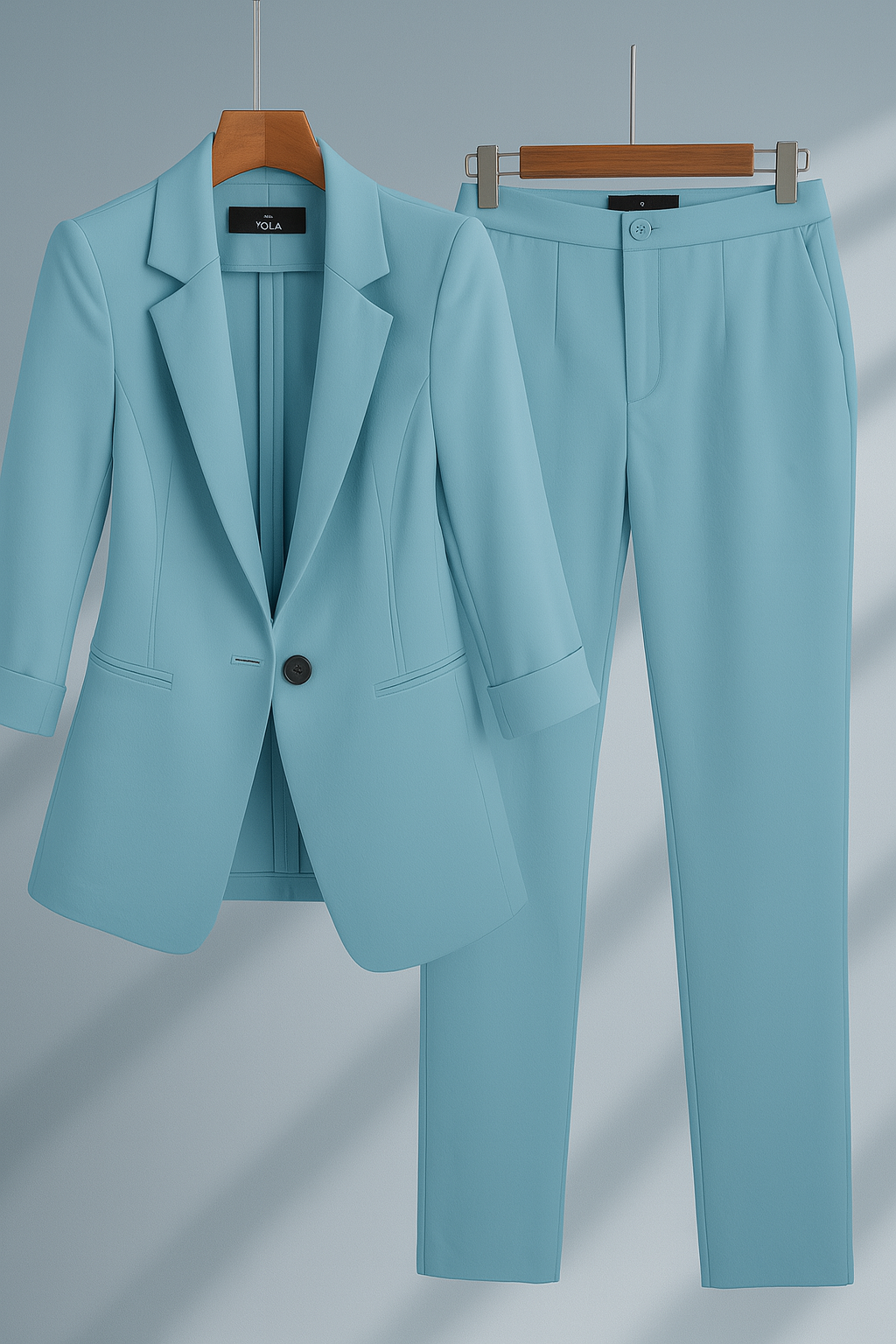 Amanda - Elegant and Modern Blazer Set