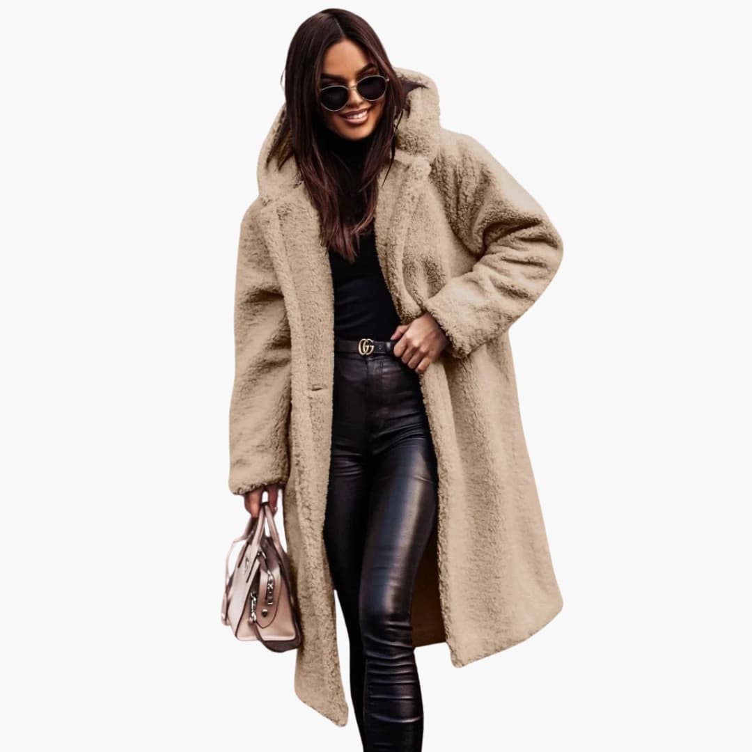 Long women's hooded coats with side pockets – stylish, warm and comfortable