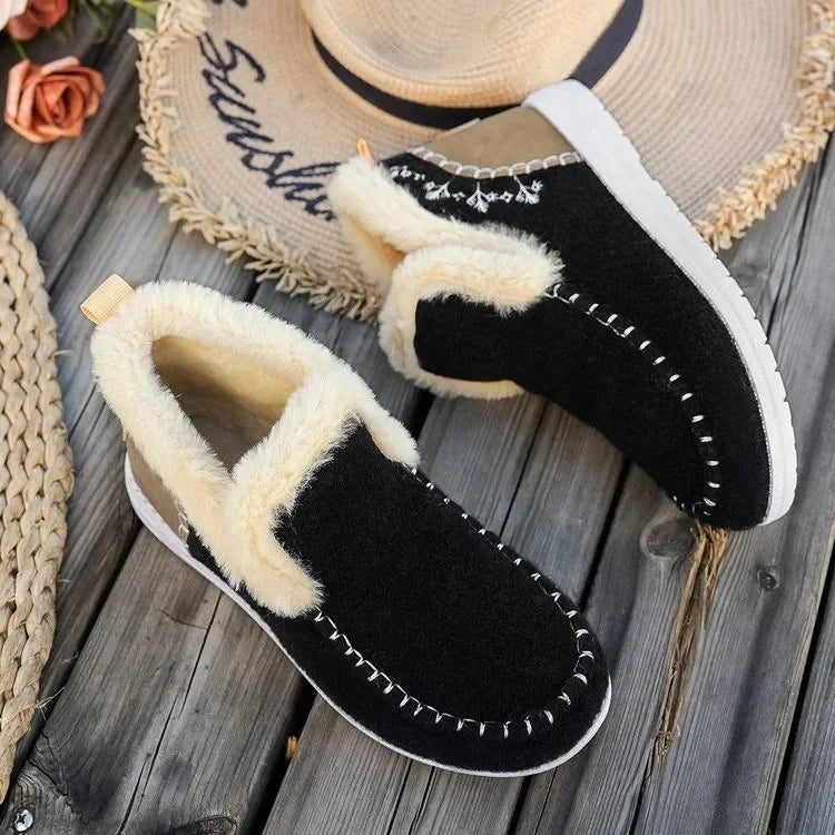 Women's Faux Fur Lined Ankle Shoes – Chic and Cozy Comfort