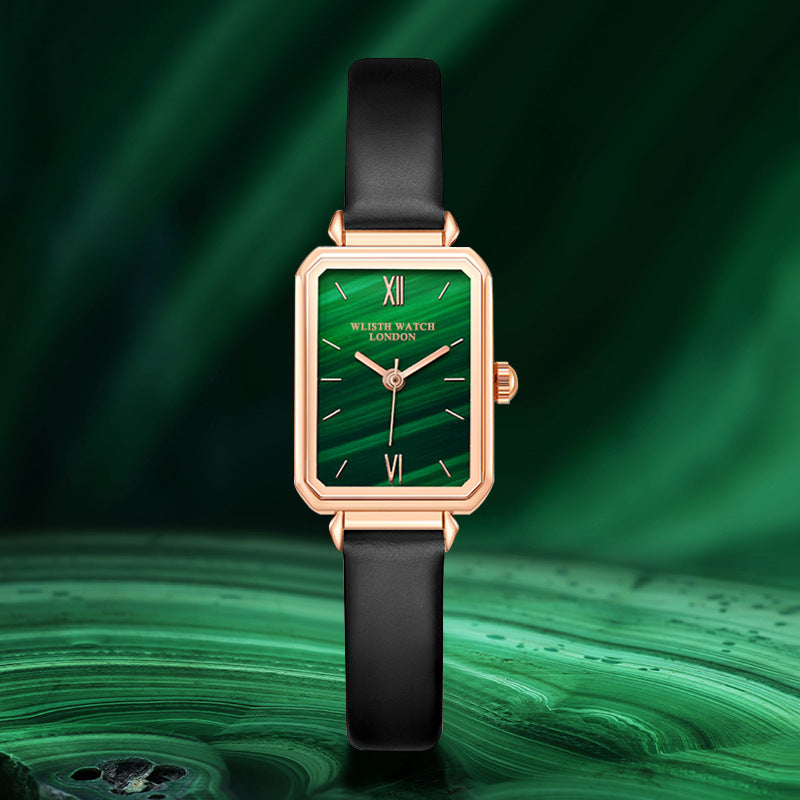 Delicate minimalist watch for an elegant casual style