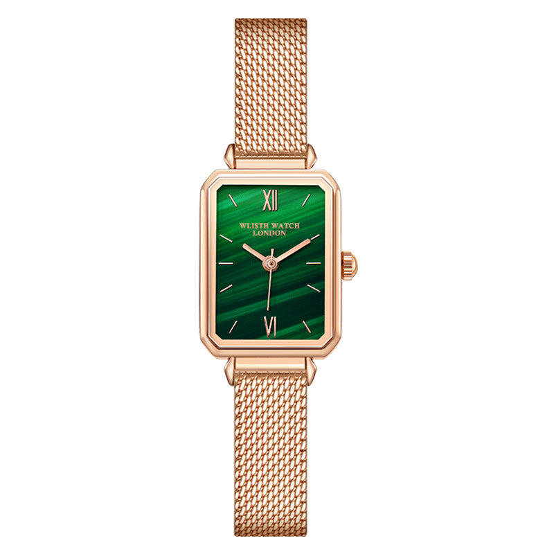Delicate minimalist watch for an elegant casual style
