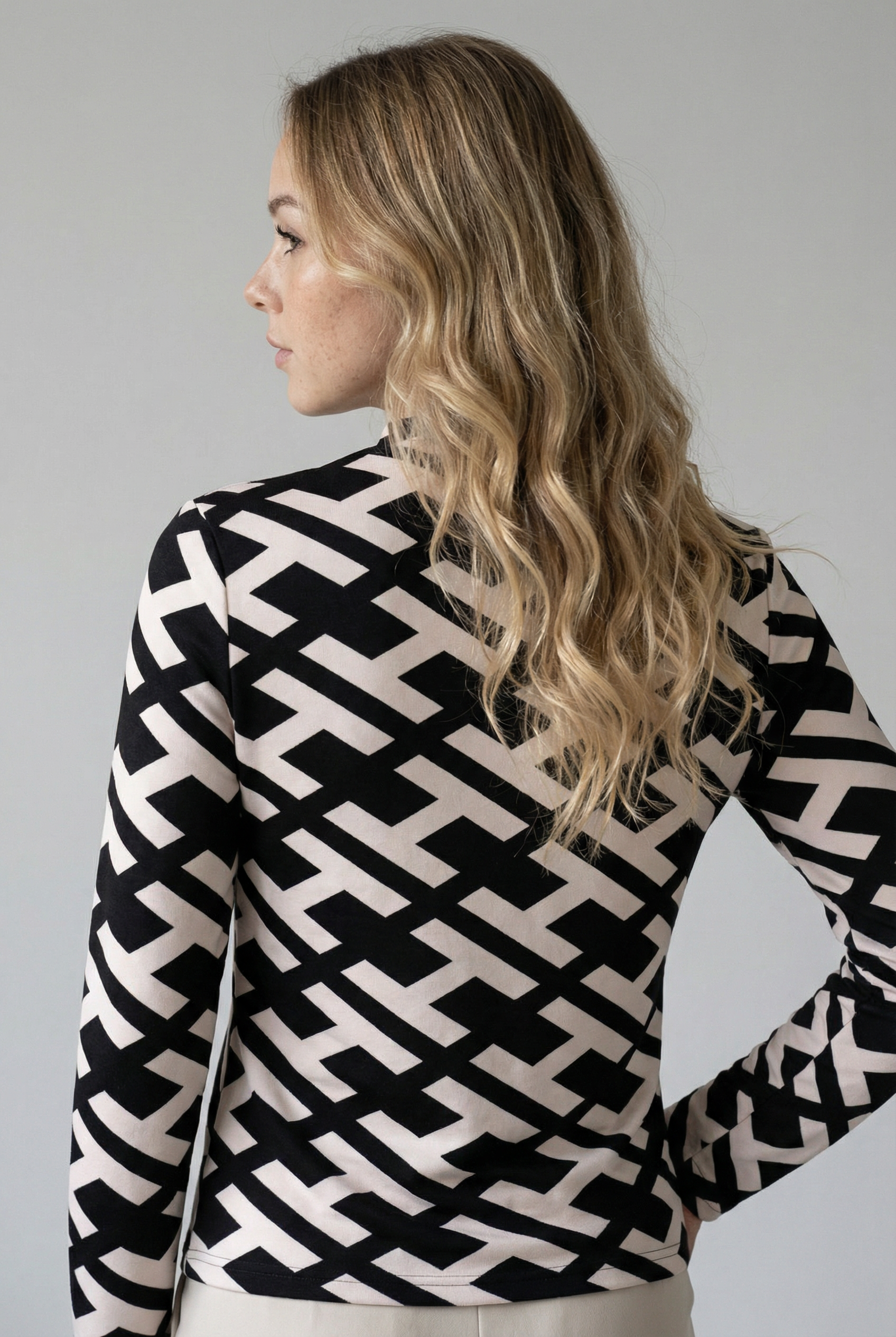 Siverina - Elegant and Comfortable Coat