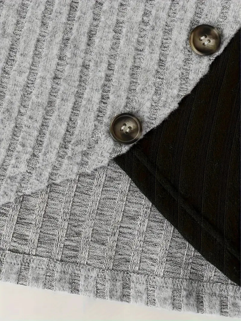 KAIA Casual Long Sleeve Sweater for a Relaxed and Stylish Look