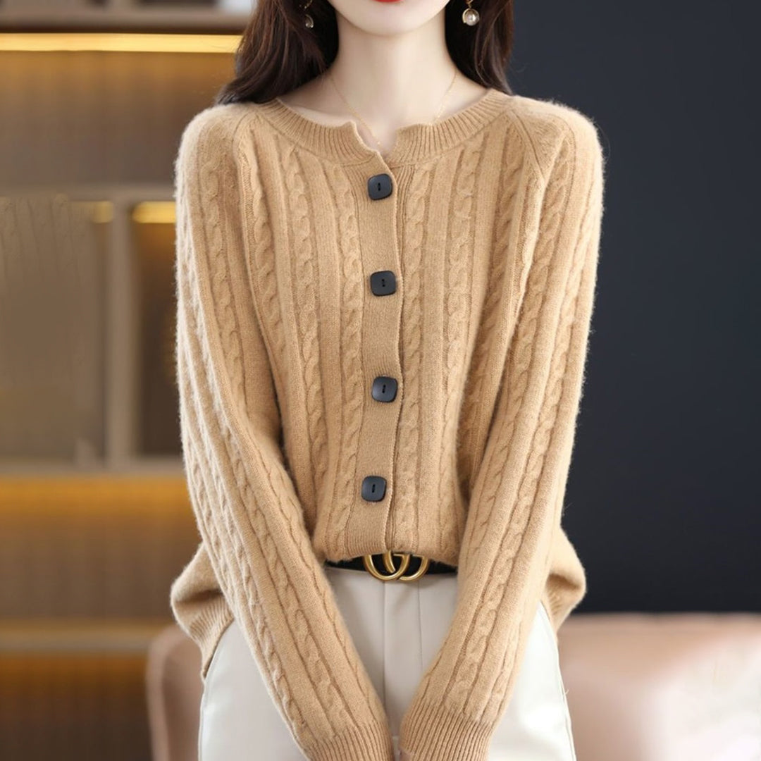 Lily | Women's Warm Knitted Vest with Buttons and Relaxed Fit for Winter