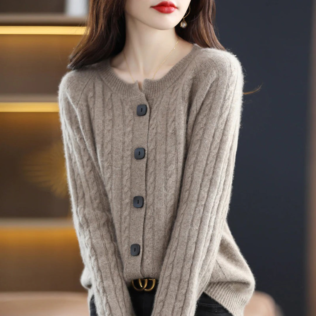 Lily | Women's Warm Knitted Vest with Buttons and Relaxed Fit for Winter