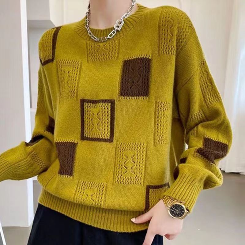 Effortlessly Elegant Knit Sweater