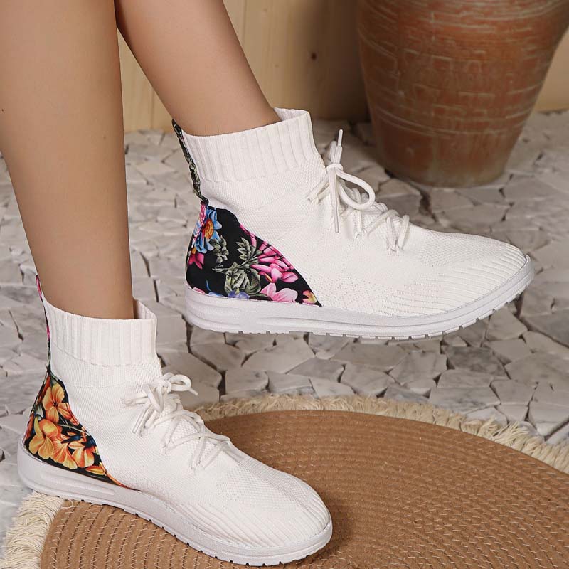 Effortlessly Comfortable Mid-Height Sneakers with a Floral Heel Accent