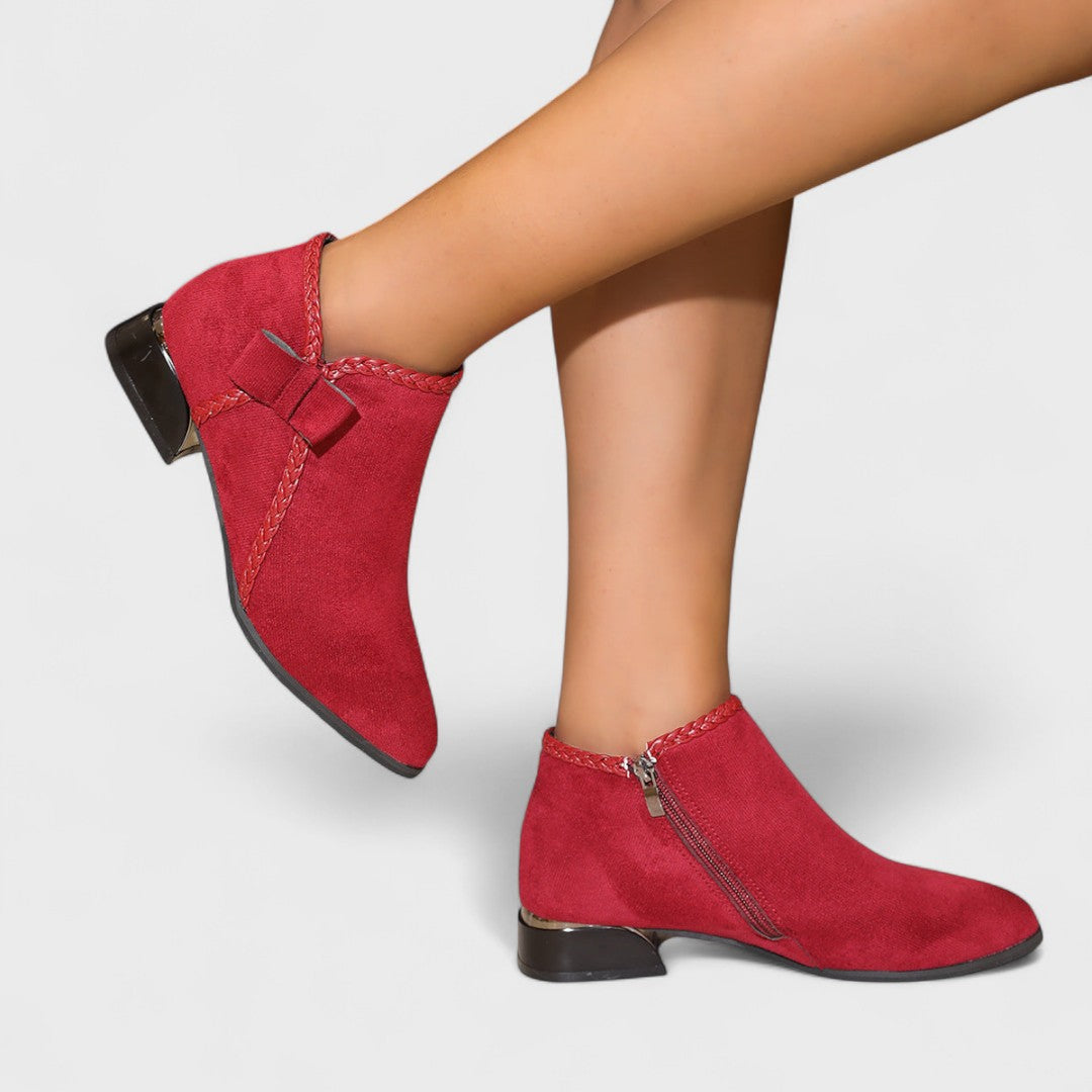 Stylish Modern Knit Boots for Trendy Everyday Wear